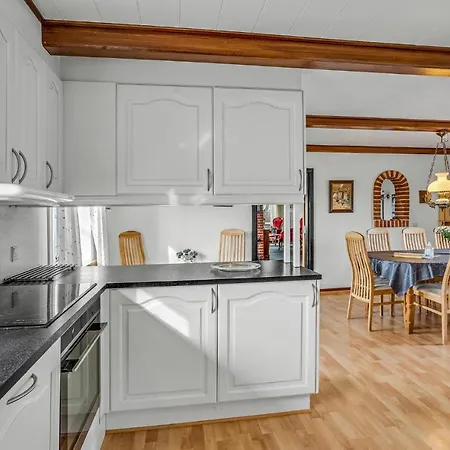 7 Bedroom Stunning In Outrup Σπίτι διακοπών Ovtrup
